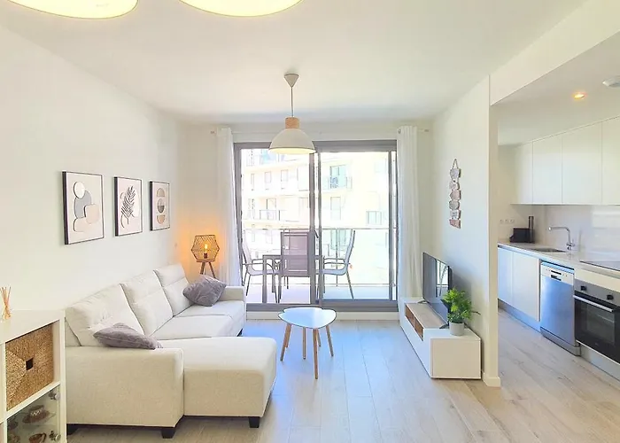 Marina Real Iii Denirent